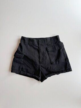 Aritzia TNA Black Cotton Twill High Rise Utility Cargo Shorts, Size M